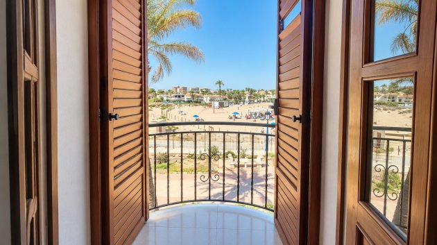 Reventa - Apartamentos -
Orihuela Costa - La Zenia