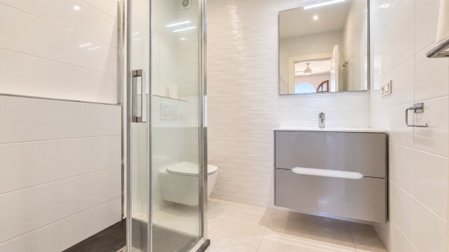 Reventa - Apartamentos -
Orihuela Costa - La Zenia