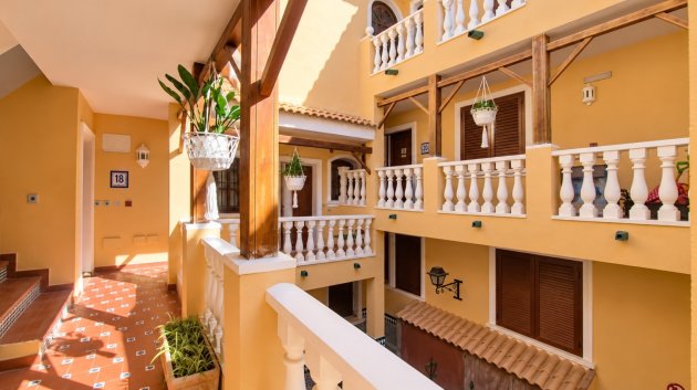 Reventa - Apartamentos -
Orihuela Costa - La Zenia
