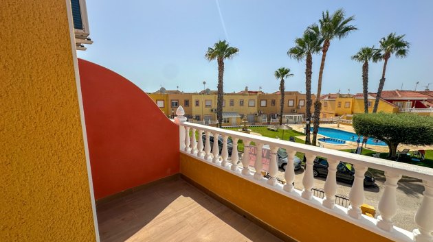 Reventa - Adosado -
Orihuela Costa - La Regia