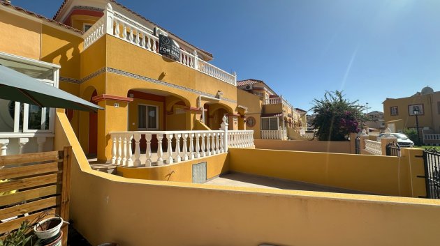 Reventa - Adosado -
Orihuela Costa - La Regia
