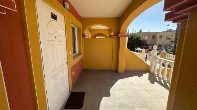 Reventa - Adosado -
Orihuela Costa - La Regia
