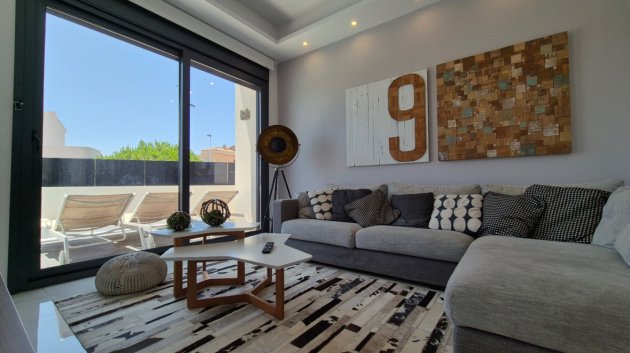 Reventa - Chalets -
Torrevieja - Costa Blanca