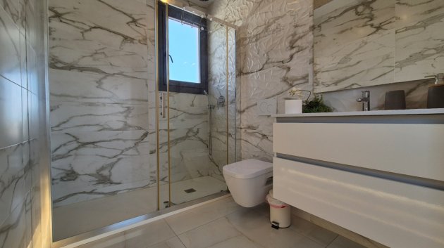 Reventa - Chalets -
Torrevieja - Costa Blanca