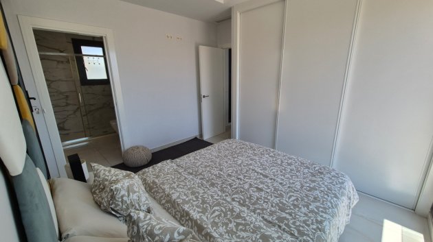 Reventa - Chalets -
Torrevieja - Costa Blanca