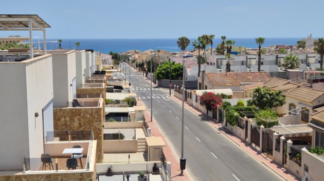 Reventa - Chalets -
Torrevieja - Costa Blanca