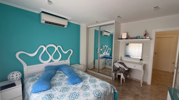 Reventa - Chalets -
Torrevieja - Costa Blanca
