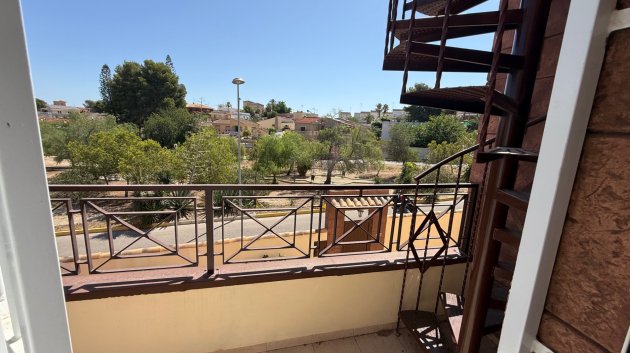 Reventa - Chalets -
Torrevieja - Costa Blanca