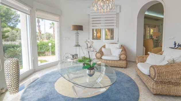 Reventa - Chalets -
Ciudad Quesada - Doña Pepa