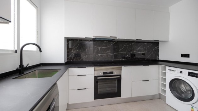 Reventa - Apartamentos -
Playa del Acequion