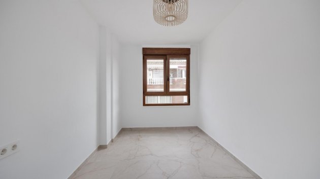 Reventa - Apartamentos -
Playa del Acequion