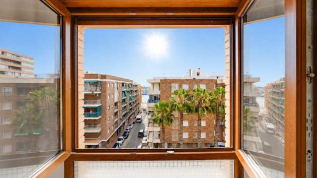 Reventa - Apartamentos -
Playa del Acequion