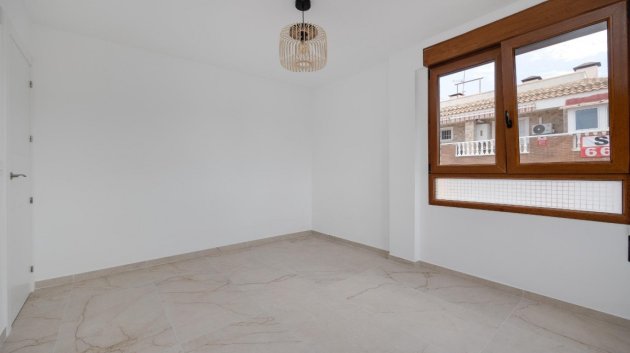 Reventa - Apartamentos -
Playa del Acequion