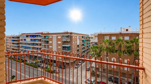 Reventa - Apartamentos -
Playa del Acequion