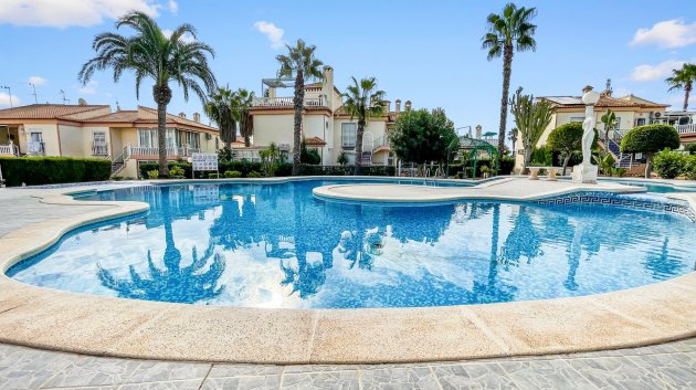 Reventa - Apartamentos -
Orihuela Costa - Los Altos *