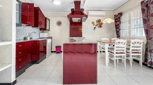 Reventa - Apartamentos -
Orihuela Costa - Los Altos *