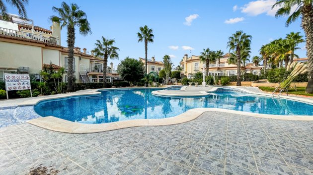 Reventa - Apartamentos -
Orihuela Costa - Los Altos *