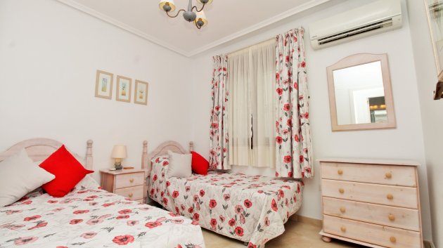 Revente - Appartements -
Villamartín - PAU 8