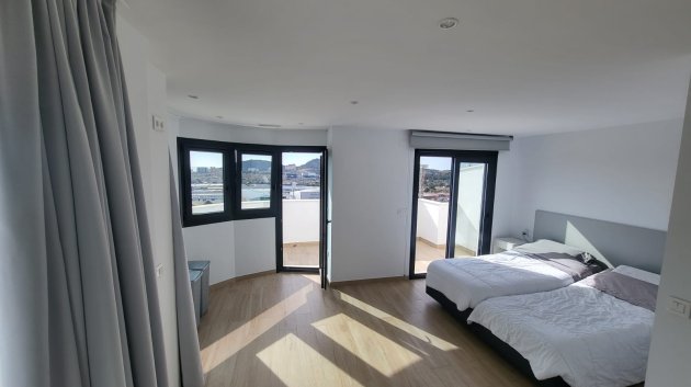 Revente - Maison de ville -
Finestrat