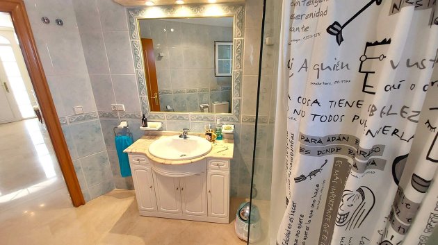 Revente - Villa -
Torrevieja - Los Balcones