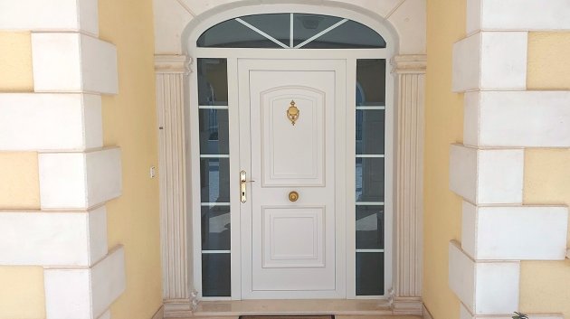 Revente - Villa -
Torrevieja - Los Balcones