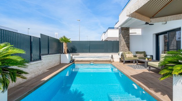 Revente - Villa -
Orihuela Costa - Orihuela