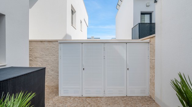 Revente - Villa -
Orihuela Costa - Orihuela