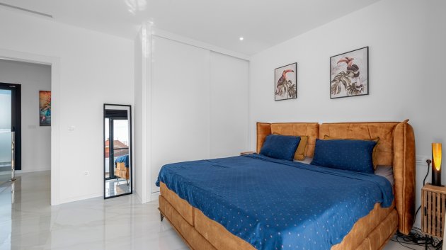 Revente - Villa -
Orihuela Costa - Orihuela