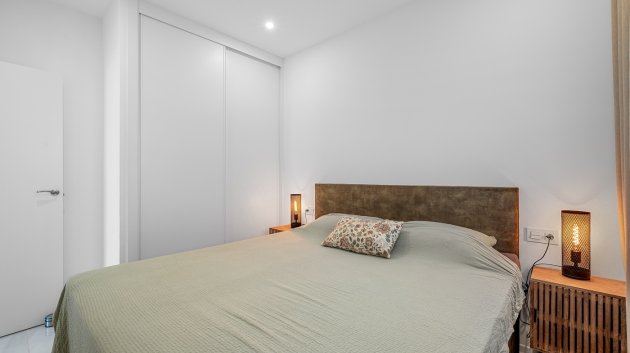 Revente - Villa -
Orihuela Costa - Orihuela