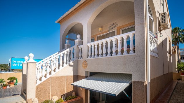 Revente - Villa -
Orihuela Costa - Los Altos