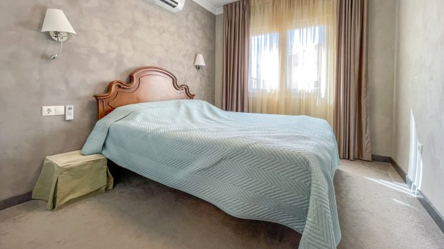 Revente - Villa -
Torrevieja - Cabo Cervera