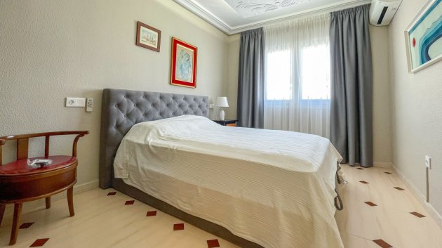 Revente - Villa -
Torrevieja - Cabo Cervera