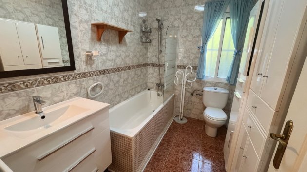 Resale - Villa -
Ciudad Quesada