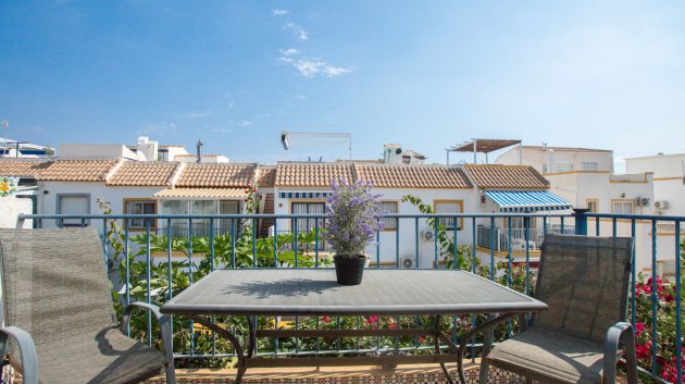 Reventa - Apartamentos -
Orihuela Costa - Los Almendros-La Florida
