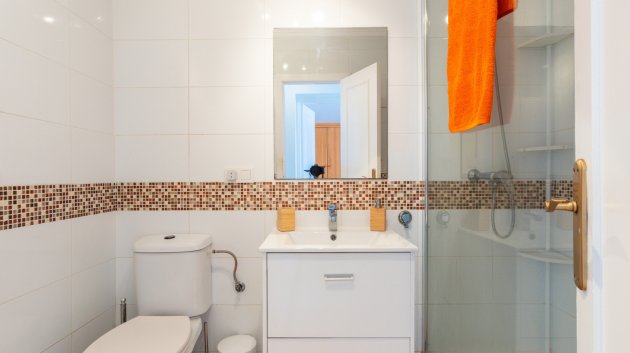 Reventa - Apartamentos -
Orihuela Costa - Los Almendros-La Florida