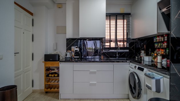 Reventa - Apartamentos -
Torrevieja - La Siesta