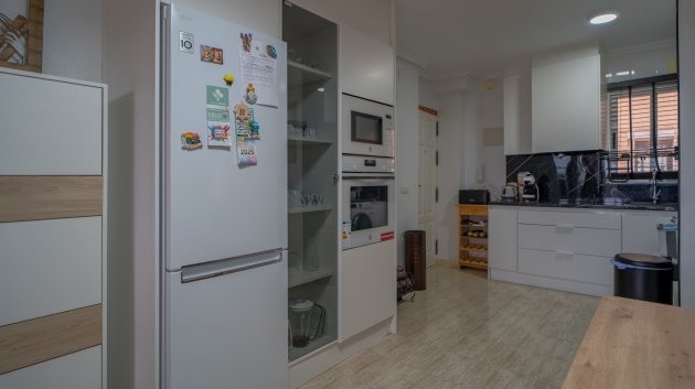 Reventa - Apartamentos -
Torrevieja - La Siesta