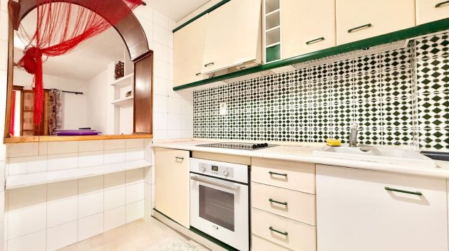 Reventa - Apartamentos -
Torrevieja - Playa Los Locos