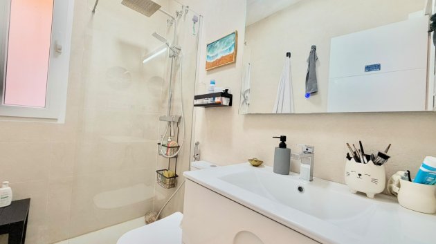 Reventa - Apartamentos -
Torrevieja - Center