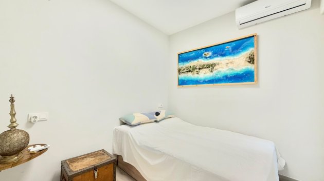 Reventa - Apartamentos -
Torrevieja - Center