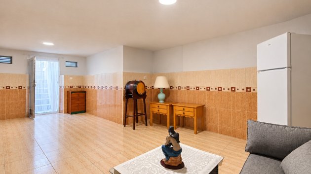 Reventa - Adosado -
Torrevieja