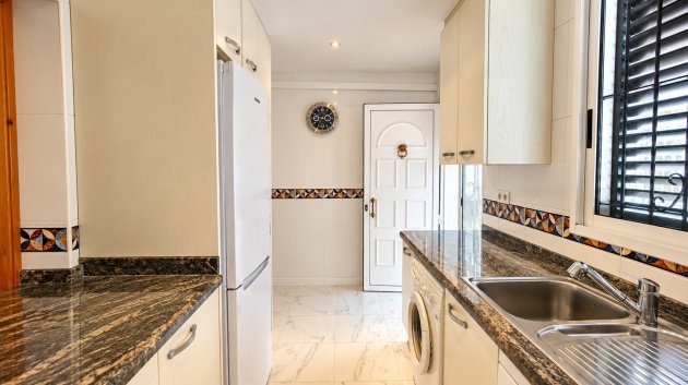 Reventa - Adosado -
Torrevieja