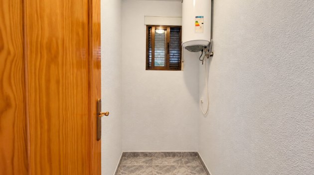 Reventa - Adosado -
Torrevieja