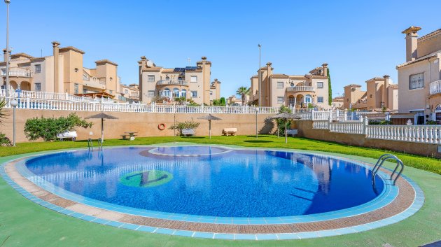 Reventa - Adosado -
Villamartín - Costa Blanca