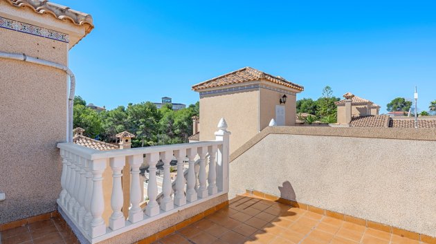 Reventa - Adosado -
Villamartín - Costa Blanca