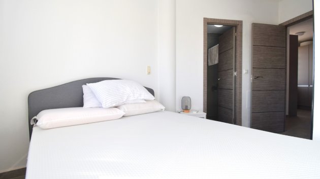 Reventa - Apartamentos -
Orihuela Costa - Las Filipinas