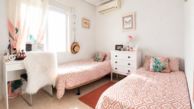 Reventa - Chalets -
Ciudad Quesada - La Marquesa Golf