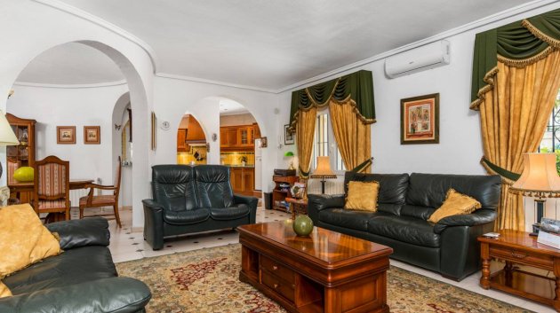 Resale - Villa -
Ciudad Quesada