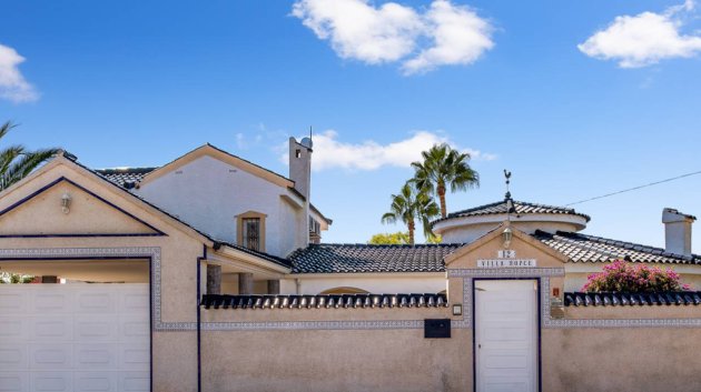 Resale - Villa -
Ciudad Quesada