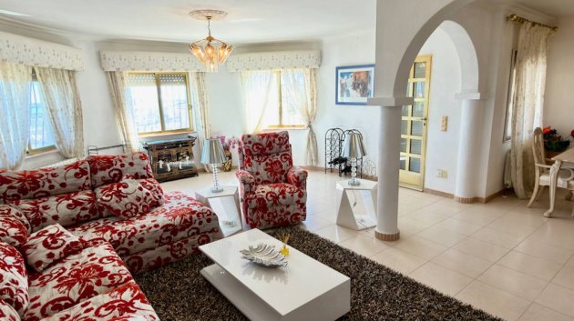 Reventa - Chalets -
Ciudad Quesada - Costa Blanca